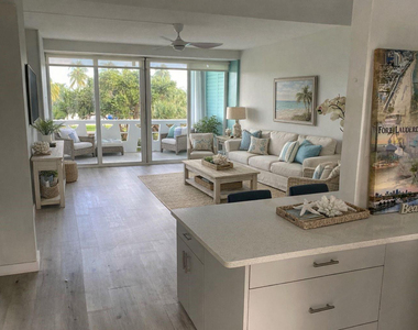 2840 N Ocean Boulevard - Photo Thumbnail 3