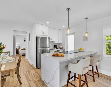 347 N Birch Road - Photo Thumbnail 14