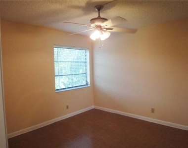 2213 Cypress Island Drive - Photo Thumbnail 10