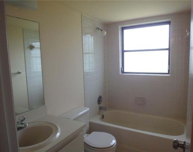 2213 Cypress Island Drive - Photo Thumbnail 11