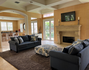 6812 W Sample Road - Photo Thumbnail 25