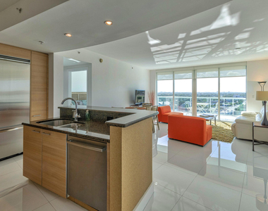 1 N Ocean Boulevard - Photo Thumbnail 2