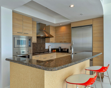1 N Ocean Boulevard - Photo Thumbnail 3