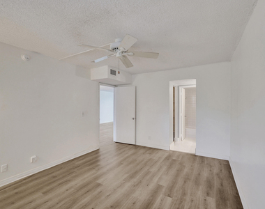 9470 Poinciana Place - Photo Thumbnail 36