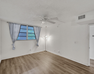 9470 Poinciana Place - Photo Thumbnail 35