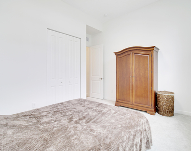 8914 Kingsmoor Way - Photo Thumbnail 24