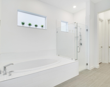 8914 Kingsmoor Way - Photo Thumbnail 20