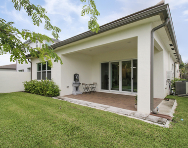 8914 Kingsmoor Way - Photo Thumbnail 29