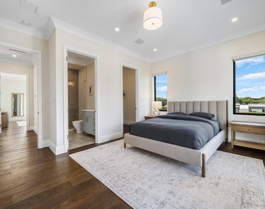 3192 Blue Cypress Lane - Photo Thumbnail 33