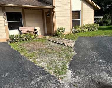 2086 Sw 71st Way - Photo Thumbnail 10