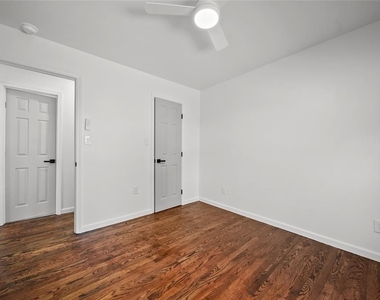 1034 W Boyd Street - Photo Thumbnail 9