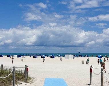 901 Collins Avenue - Photo Thumbnail 16