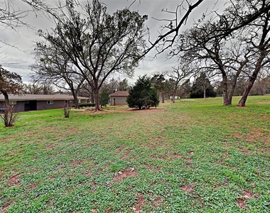 1409 E Covell Road - Photo Thumbnail 17