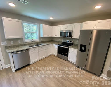 2701 Vale Avenue - Photo Thumbnail 4
