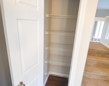 605 Mountainwater Drive - Photo Thumbnail 16