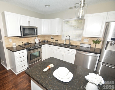 605 Mountainwater Drive - Photo Thumbnail 9