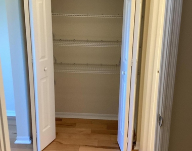 2421 Ne 65th Street - Photo Thumbnail 27