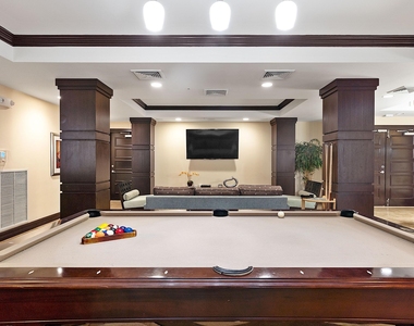 2421 Ne 65th Street - Photo Thumbnail 13