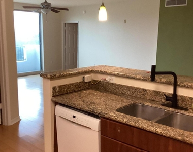 2421 Ne 65th Street - Photo Thumbnail 43