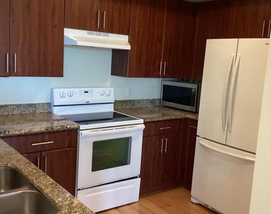 2421 Ne 65th Street - Photo Thumbnail 22