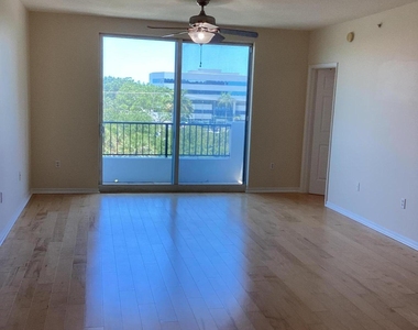 2421 Ne 65th Street - Photo Thumbnail 21