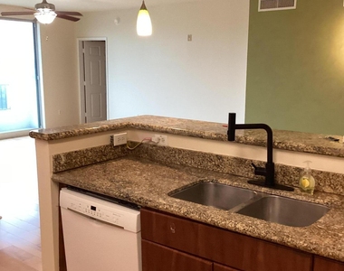 2421 Ne 65th Street - Photo Thumbnail 42