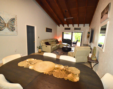 2280 Poinsetta Court - Photo Thumbnail 3