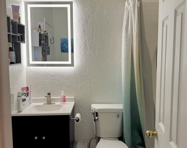 2280 Poinsetta Court - Photo Thumbnail 13