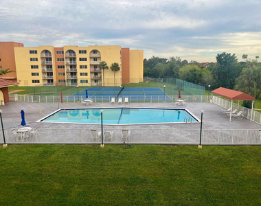 7000 Nw 186th Street - Photo Thumbnail 11