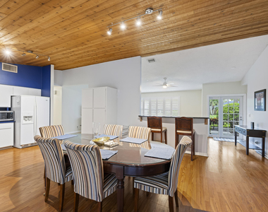 756 Juniper Place - Photo Thumbnail 3