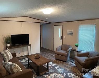 3298 Pea Ridge Road - Photo Thumbnail 3