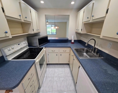 5403 Se Miles Grant Road - Photo Thumbnail 8