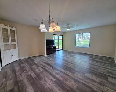 5403 Se Miles Grant Road - Photo Thumbnail 10