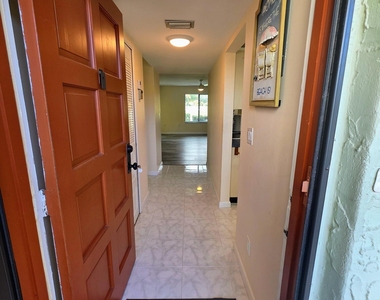 5403 Se Miles Grant Road - Photo Thumbnail 3