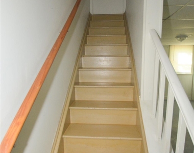 2143 Finchley Drive - Photo Thumbnail 19
