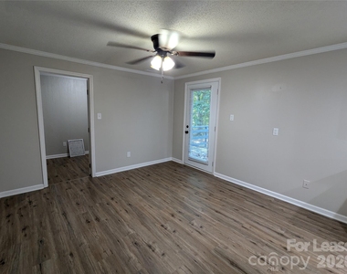 3208 Charlotte Highway - Photo Thumbnail 18