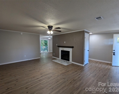 3208 Charlotte Highway - Photo Thumbnail 3