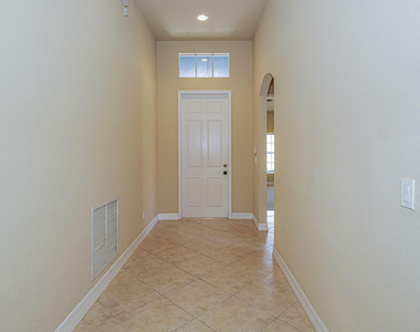 5561 57th Way - Photo Thumbnail 1