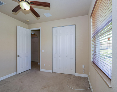 5561 57th Way - Photo Thumbnail 16