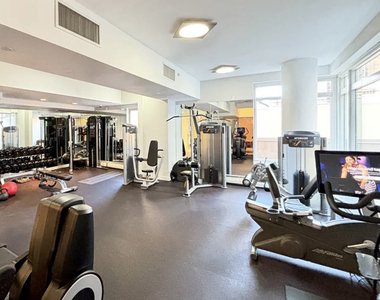 205 East 59th Street - Photo Thumbnail 5