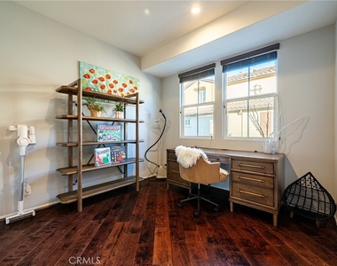 6371 Estrela Lane - Photo Thumbnail 12