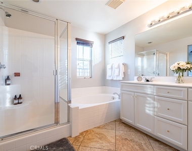 6371 Estrela Lane - Photo Thumbnail 16