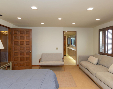 3265 Ocean Drive - Photo Thumbnail 36
