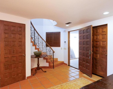 3265 Ocean Drive - Photo Thumbnail 41