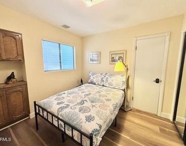 3949 Ocean Drive - Photo Thumbnail 20
