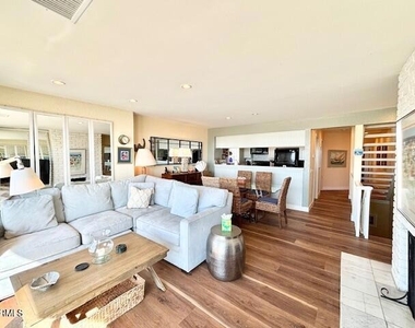 3949 Ocean Drive - Photo Thumbnail 13