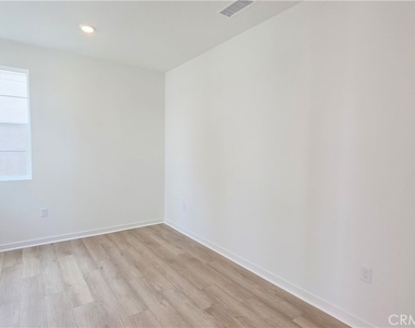 12774 Bolsa Drive - Photo Thumbnail 24