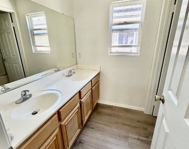 209 Avenida San Miguel - Photo Thumbnail 17
