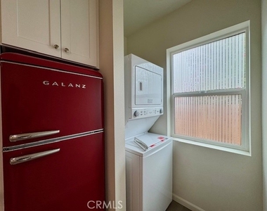 5630 Beck Avenue - Photo Thumbnail 5