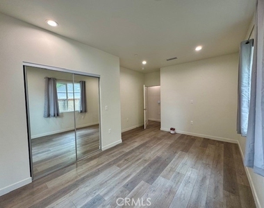 5630 Beck Avenue - Photo Thumbnail 12